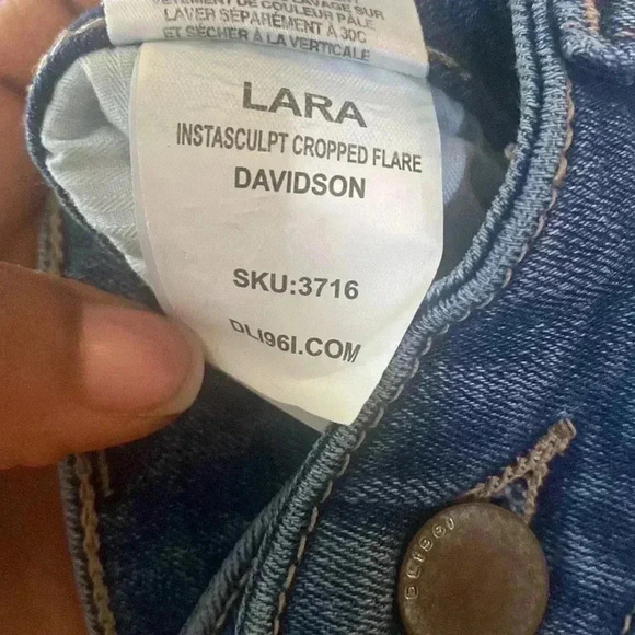 DL1961 Lara Instasculpt Crop Flare Jeans in Davidson Blue Size 27 - Picture 8 of 9